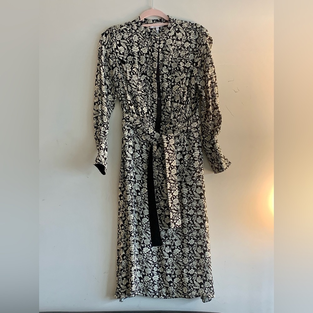 Excellent condition Rails dress!!